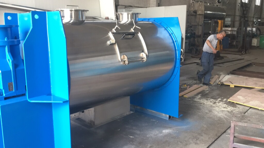 Vertical mixing machine, Horizontal ribbon mixer, Rotary drum blender, Industrial mixing equipment, Feed mixers, Food processing mixers, Construction material mixers, Agricultural mixers, Powder blending machines, Batch mixers, Industrial mixer maintenance, Mixer selection guide